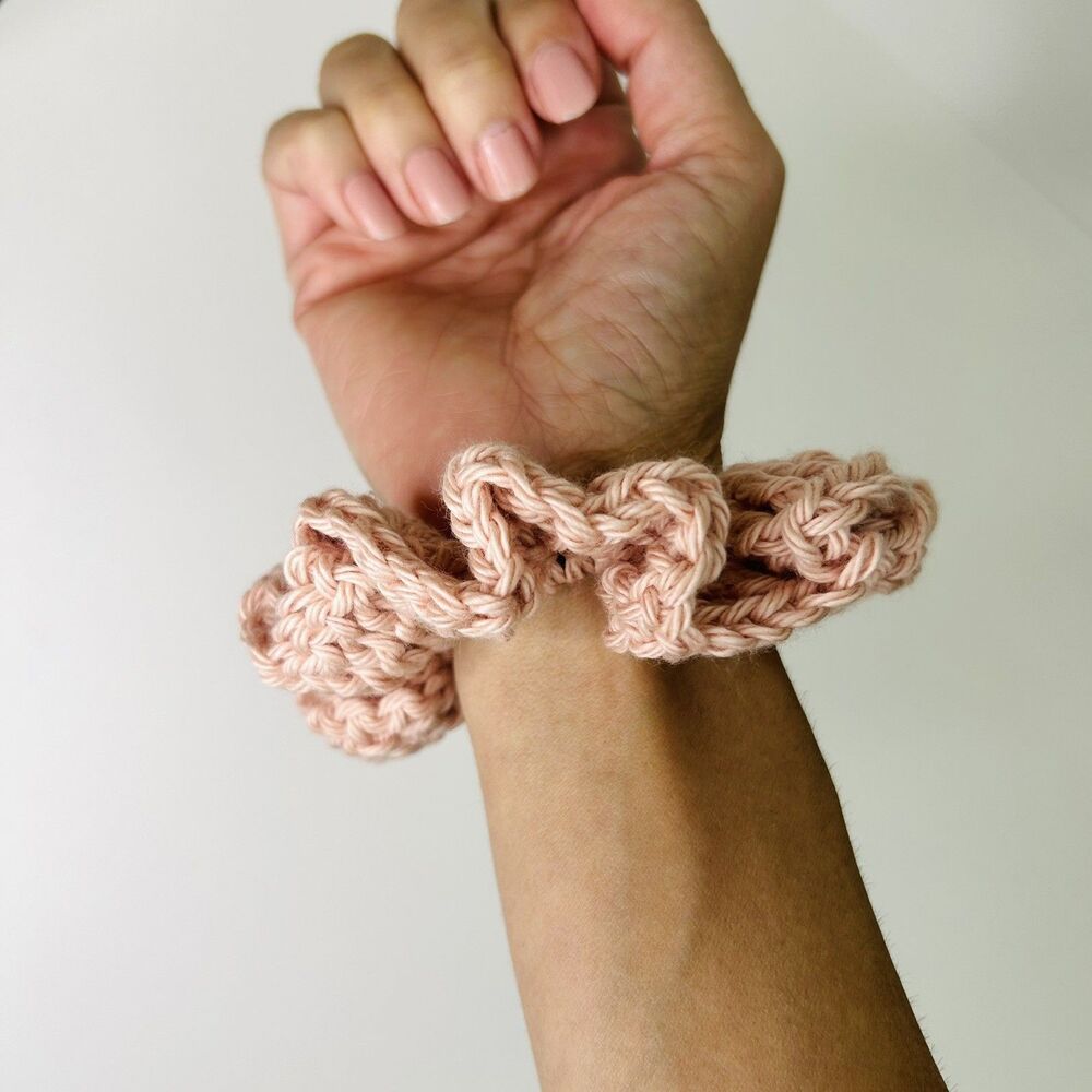4” Handmade 100% Cotton Mauve/Light Pink Crochet Scrunchie NWOT